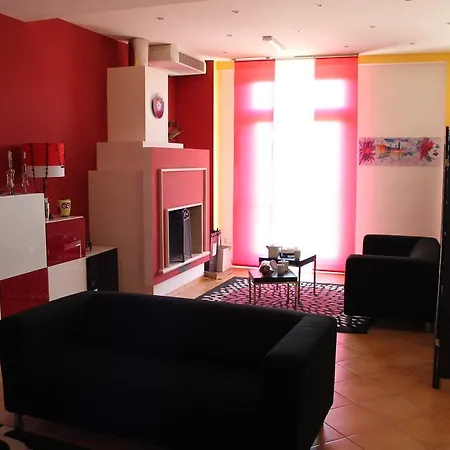 Valeri Panzió Artena